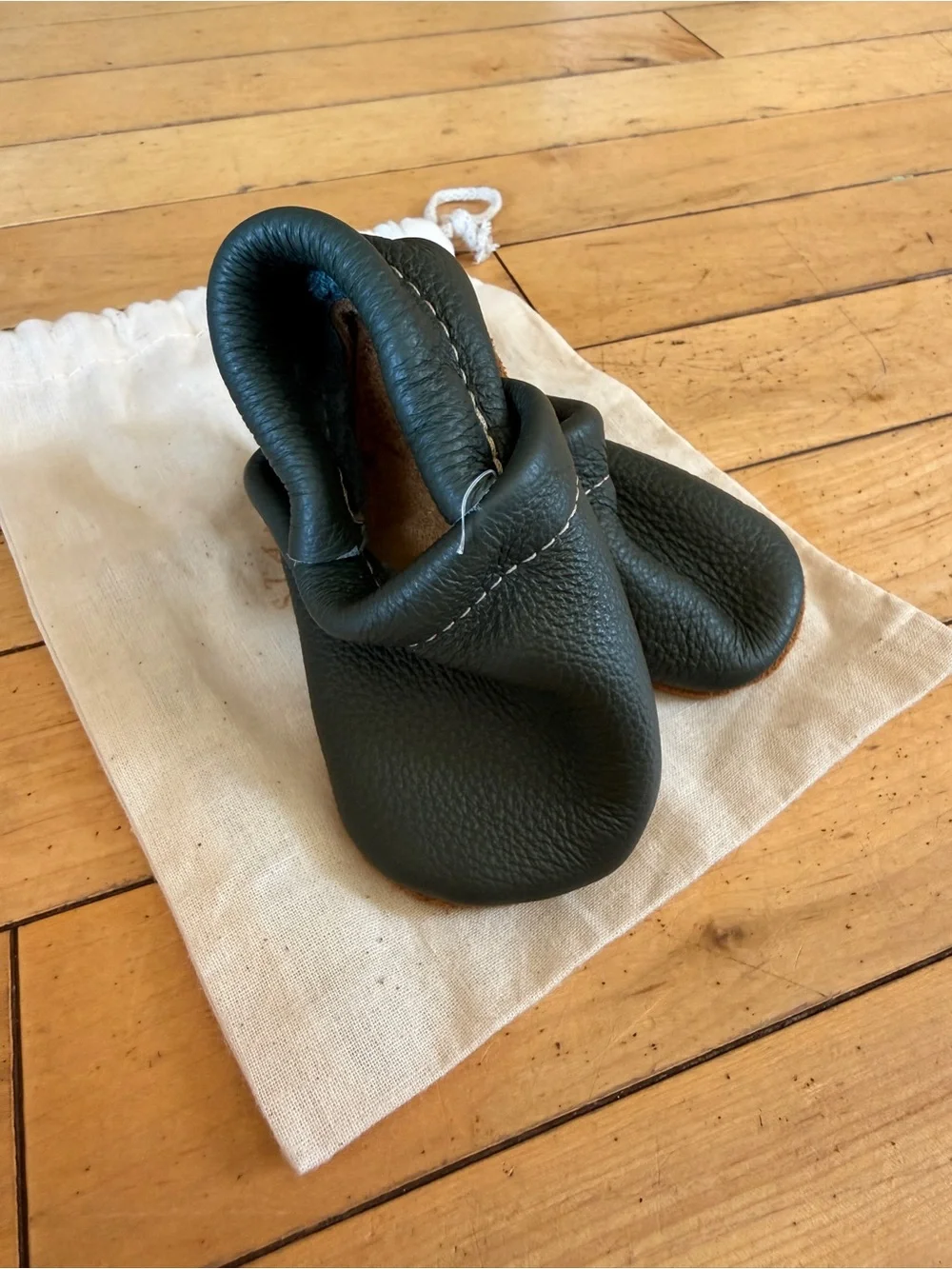 Starry Knight Baby Shoes. Soft Leather Kids Shoes SIZE 3 - Dark Green